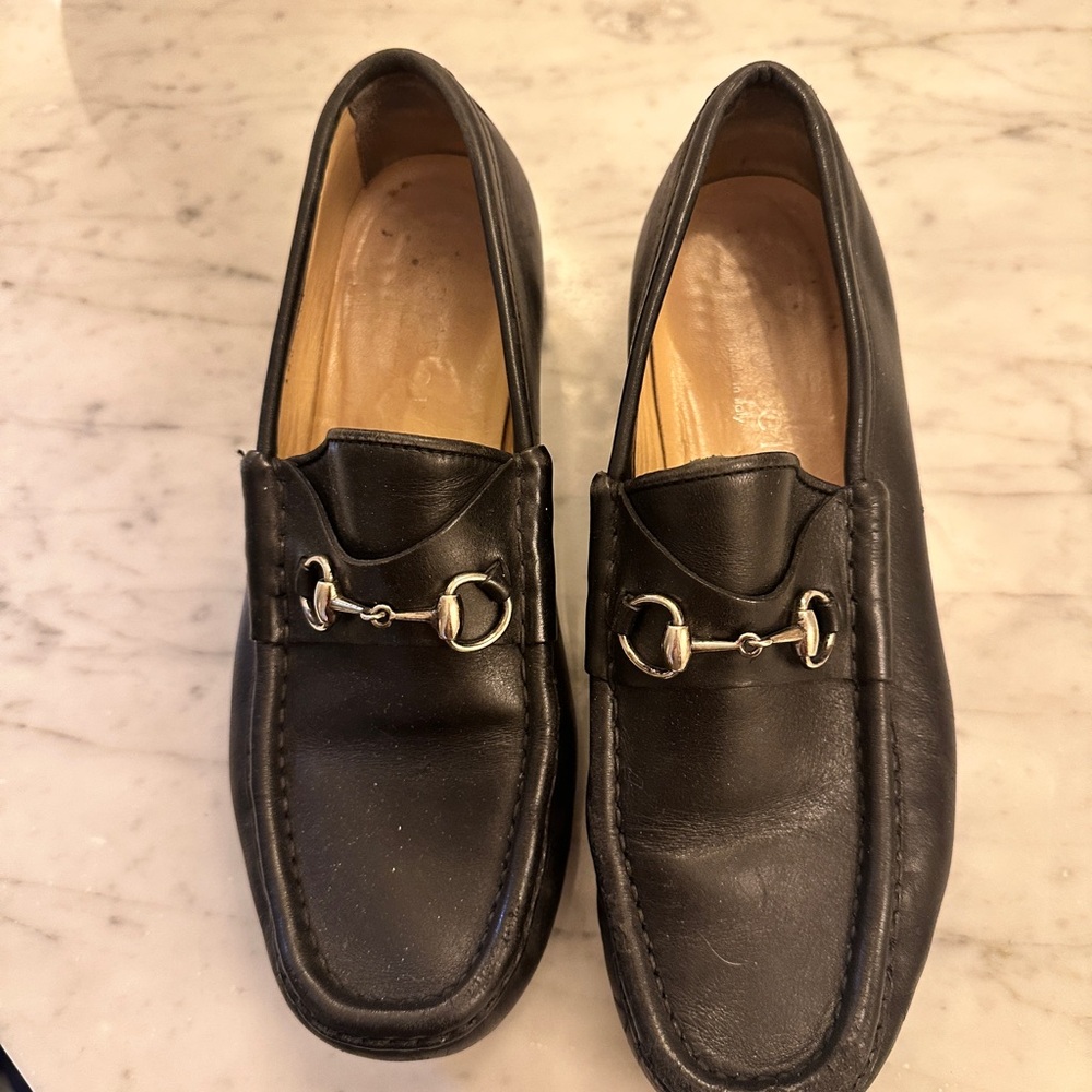 Gucci Black Leather Loafers with Silver Hardware